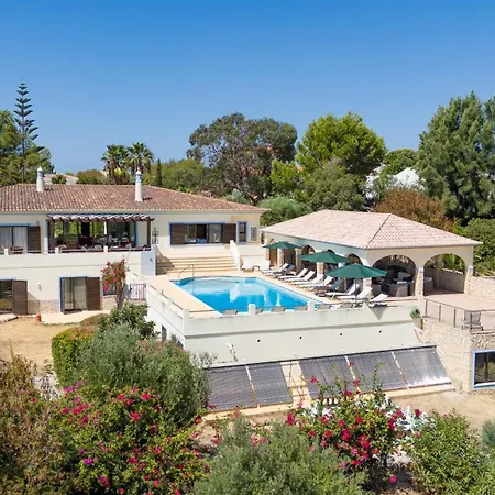 Willa Quinta Dos Loendros By Algarve Holidays *
