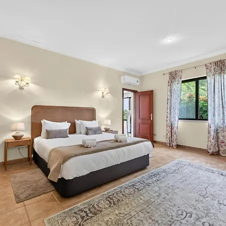 Quinta Dos Loendros By Algarve Holidays